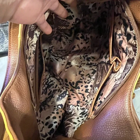 Sharif Butterfly Hobo Shouter Handbag . In perfect condition. - Picture 11 of 12